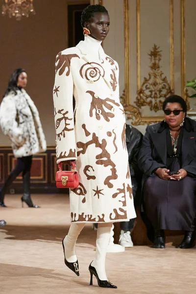 Look 20